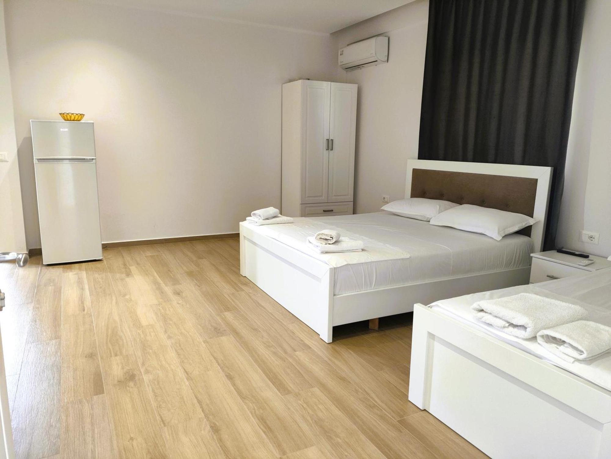 Hola Rooms คซามิล ภายนอก รูปภาพ