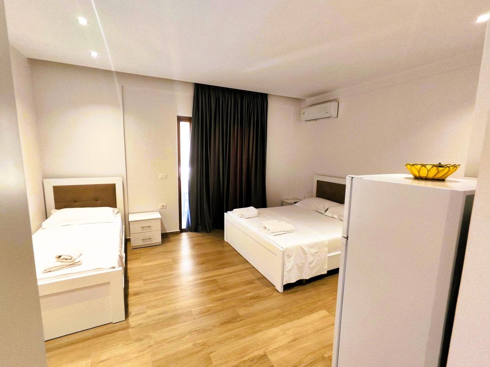 Hola Rooms คซามิล ภายนอก รูปภาพ