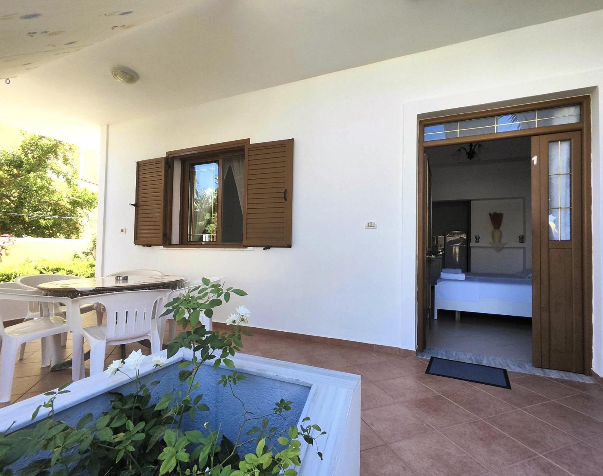 Hola Rooms คซามิล ภายนอก รูปภาพ