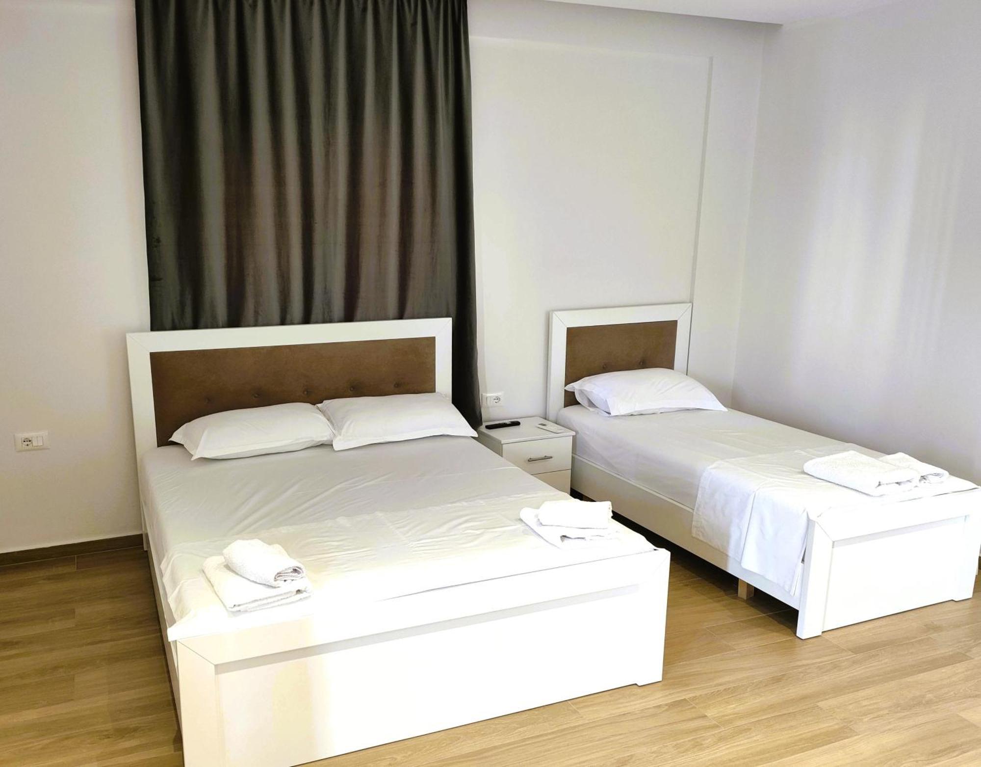 Hola Rooms คซามิล ภายนอก รูปภาพ